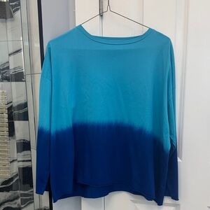 Stylish Ombre Blue Long Sleeve Top